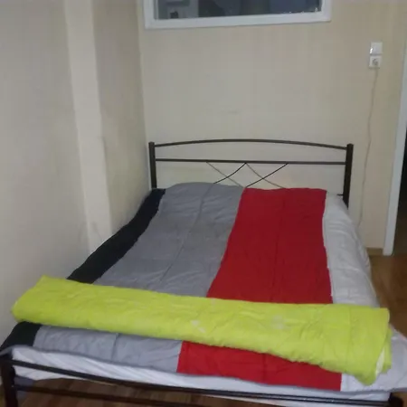 2 Bedroom In The Center Of Thessaloníki
