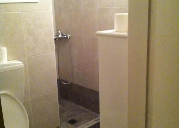Apartment 2 Bedroom In The Center Of