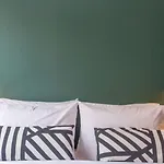 Διαμέρισμα 2 Bedroom In The Center Of *